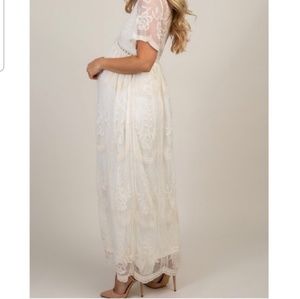 Pinkblush Dresses - Pinkblush white lace maternity dress Pinkblush Dresses - Pinkblush white lace maternity dress